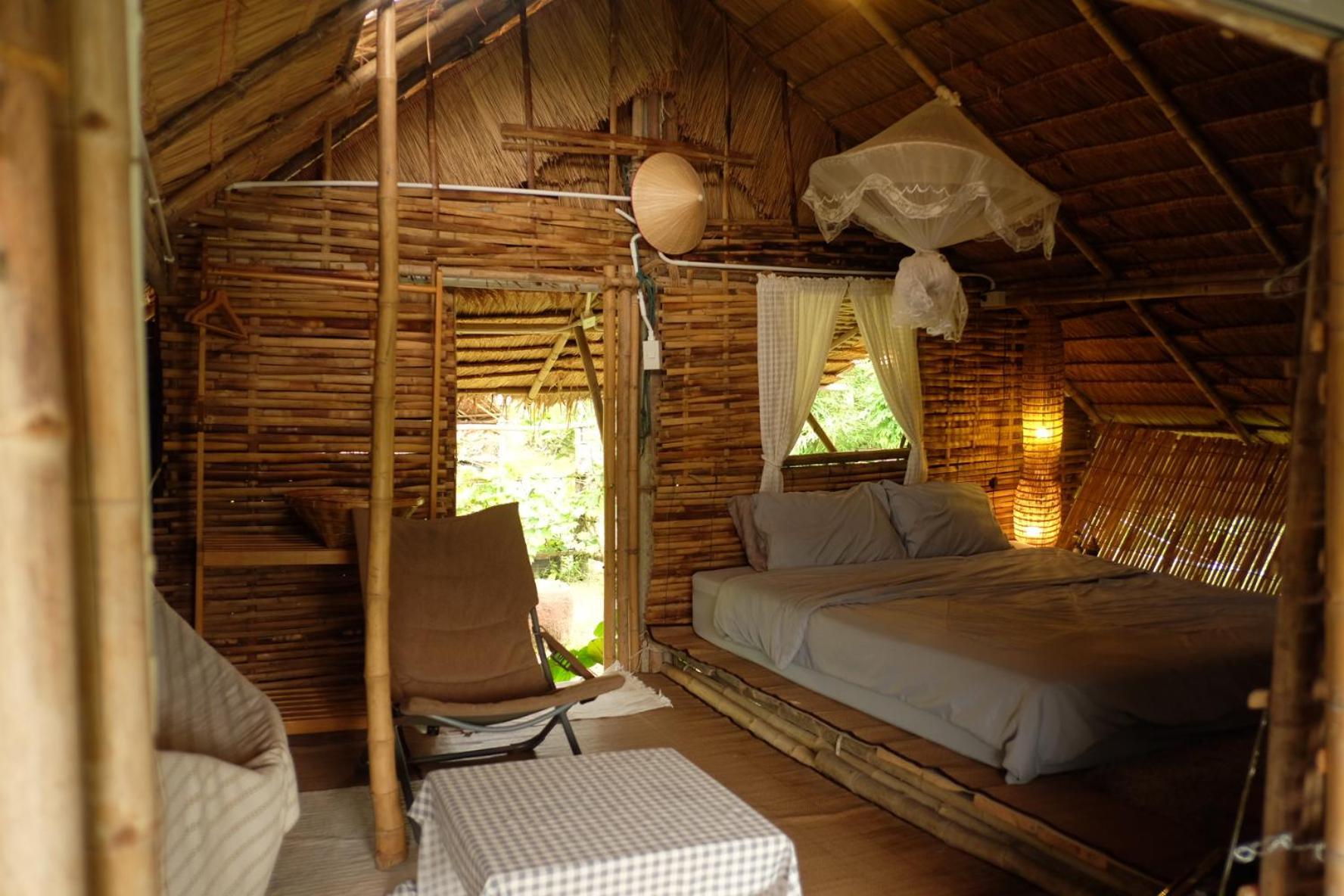 Royal Mountain Hut Hotel Ratchaburi Buitenkant foto